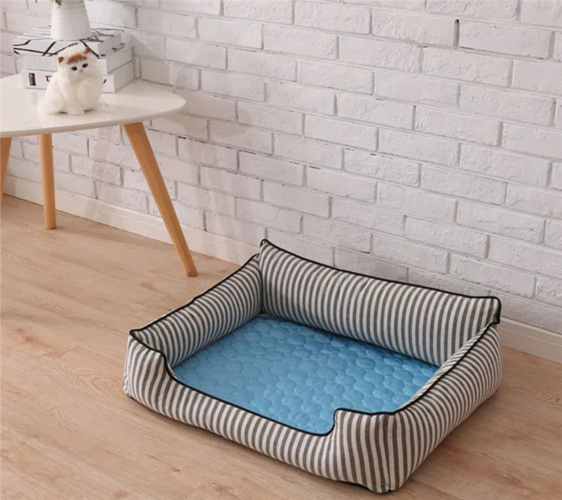 Cooling Dog & Cat Mat – Breathable Summer Pet Bed
