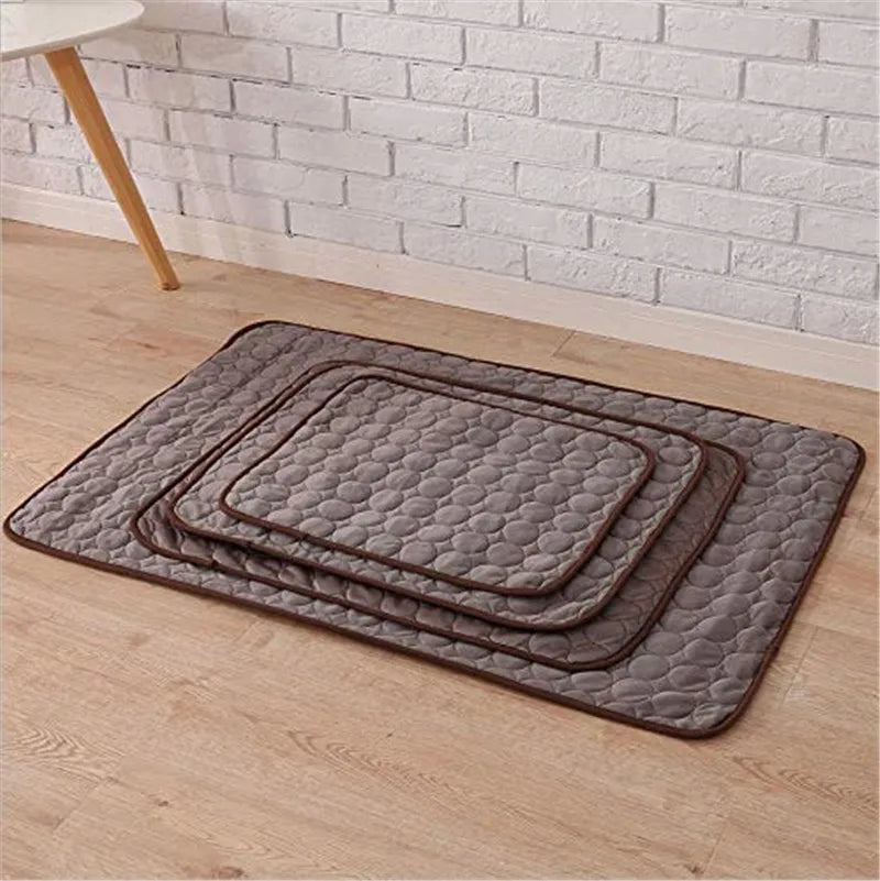 Cooling Dog & Cat Mat – Breathable Summer Pet Bed
