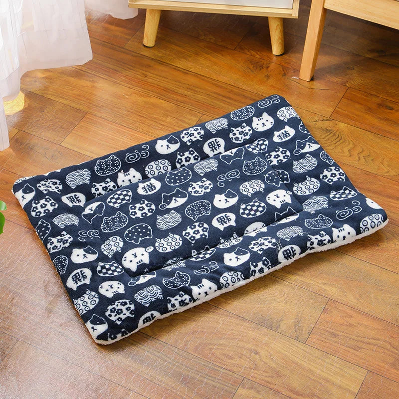 Flannel Pet Mat – Thick Sleeping Bed for Dogs & Cats