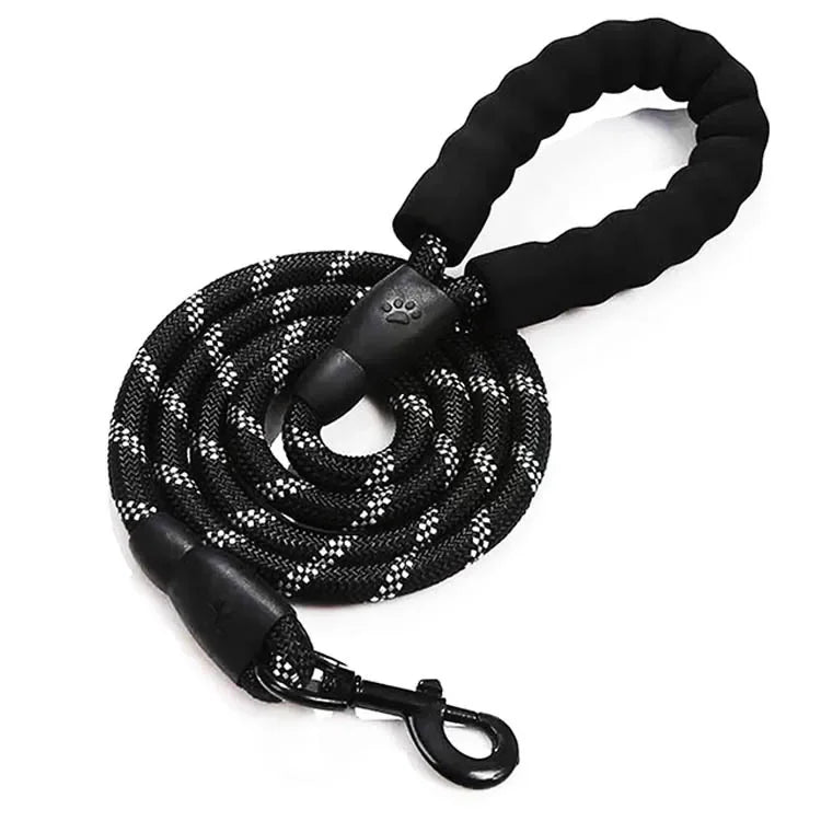 Strong Reflective Dog Leash – Heavy-Duty for All Sizes
