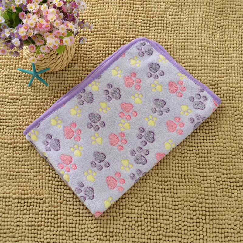 Flannel Pet Blanket – Paw Print Mat for Cats & Dogs
