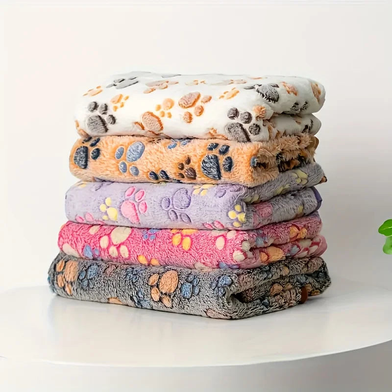 Flannel Pet Blanket – Paw Print Mat for Cats & Dogs