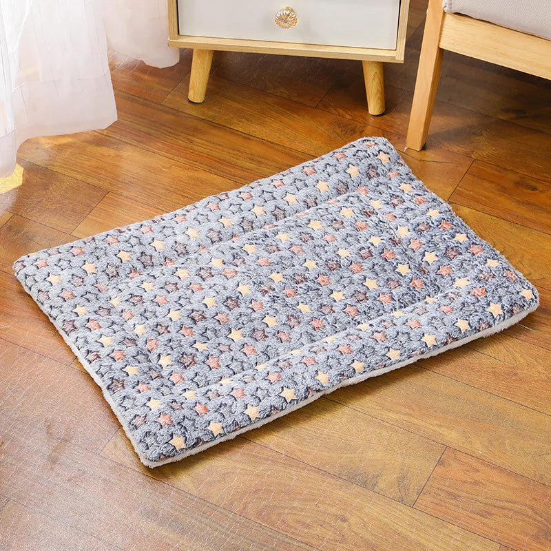 Flannel Pet Mat – Thick Sleeping Bed for Dogs & Cats