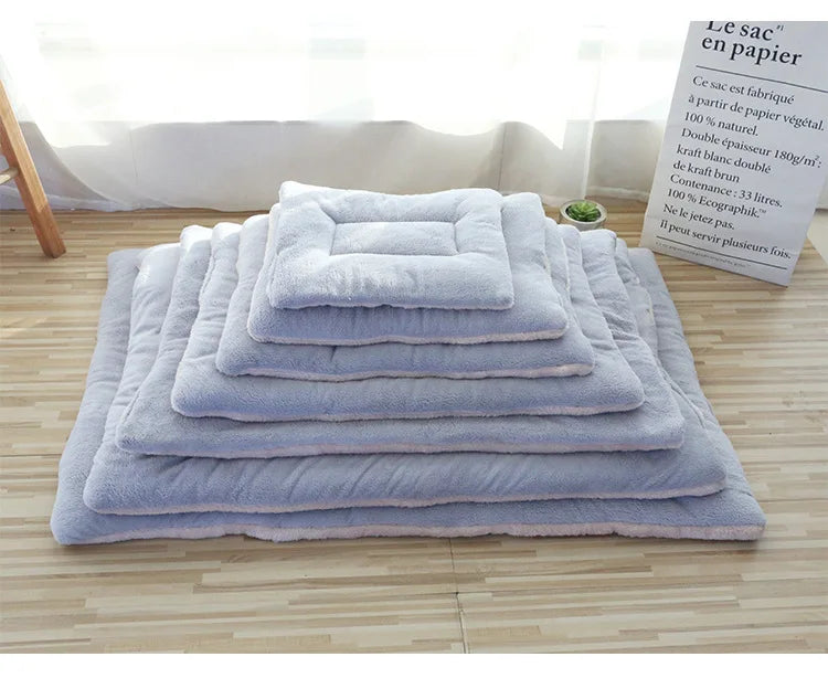 Double-Sided Plush Pet Mat – Warm Sleeping Bed for Cats & Small Dogs