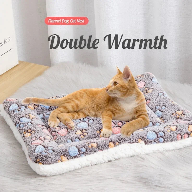 Double-Sided Plush Pet Mat – Warm Sleeping Bed for Cats & Small Dogs