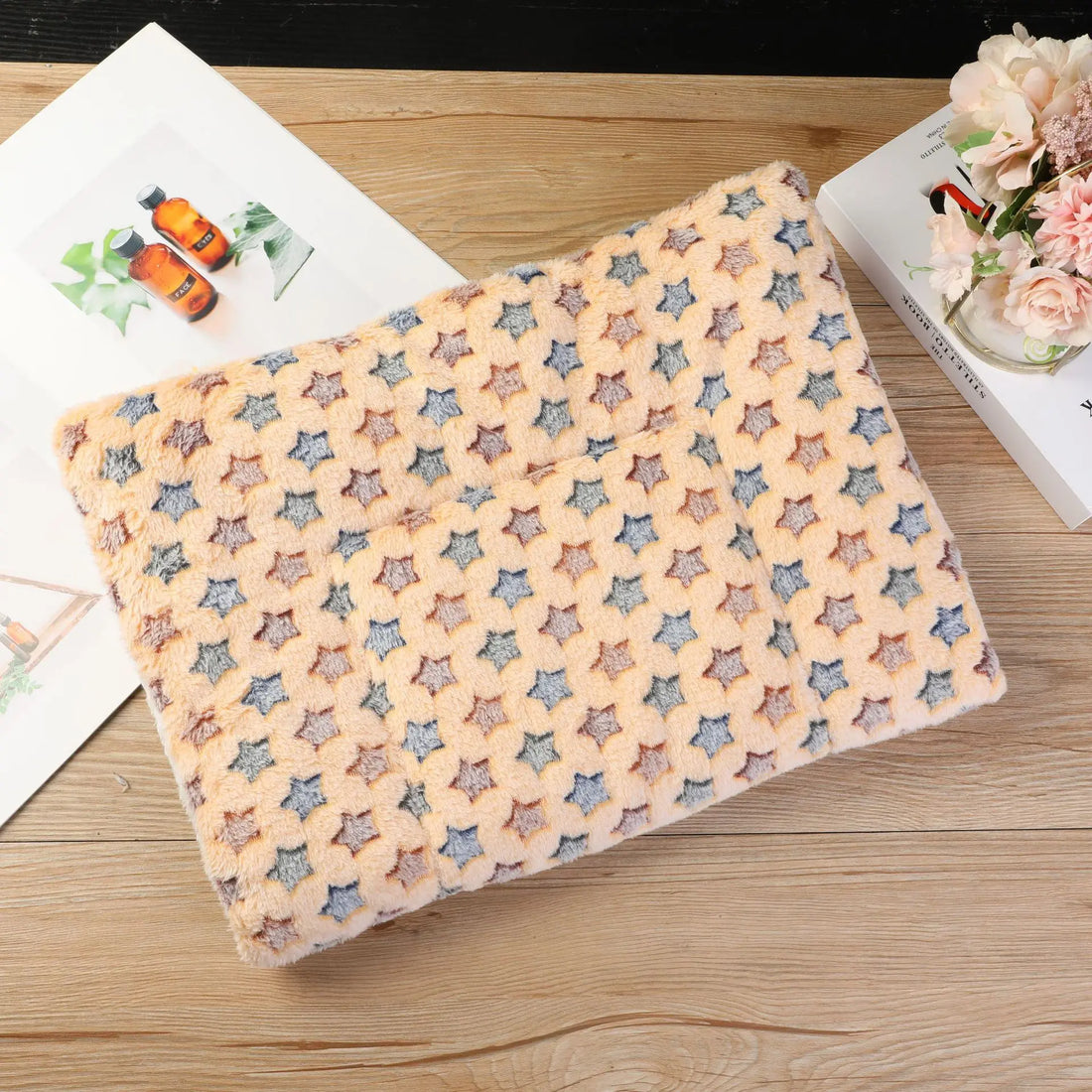 Flannel Pet Mat – Thick Sleeping Bed for Dogs & Cats